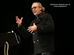 Mercoledì al Teatro Dehon di Bologna Luca Ward con “Il talento di essere tutti e nessuno”