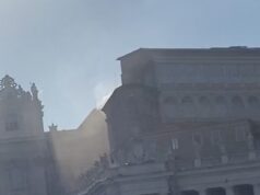 Fumata bianca, eletto il nuovo Papa