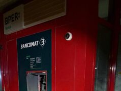 Casalgrande: fanno esplodere bancomat,ma niente bottino