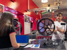 Ducati apre le iscrizioni alla Summer School per le Eccellenze nel laboratorio “Fisica in Moto Powered by Lenovo”