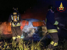 Auto rubata a Carpi data alle fiamme ad Albinea