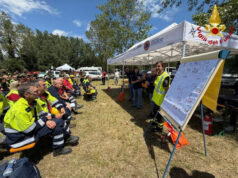Maxi-esercitazione antincendio dei Vigili del fuoco nella pineta del Lido degli Scacchi