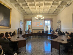 Guastalla, in municipio gli studenti/esse che hanno partecipato al viaggio studio a Forcalquier