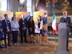 Inaugurata alla Camera la mostra “Il Viaggio del Plasma”