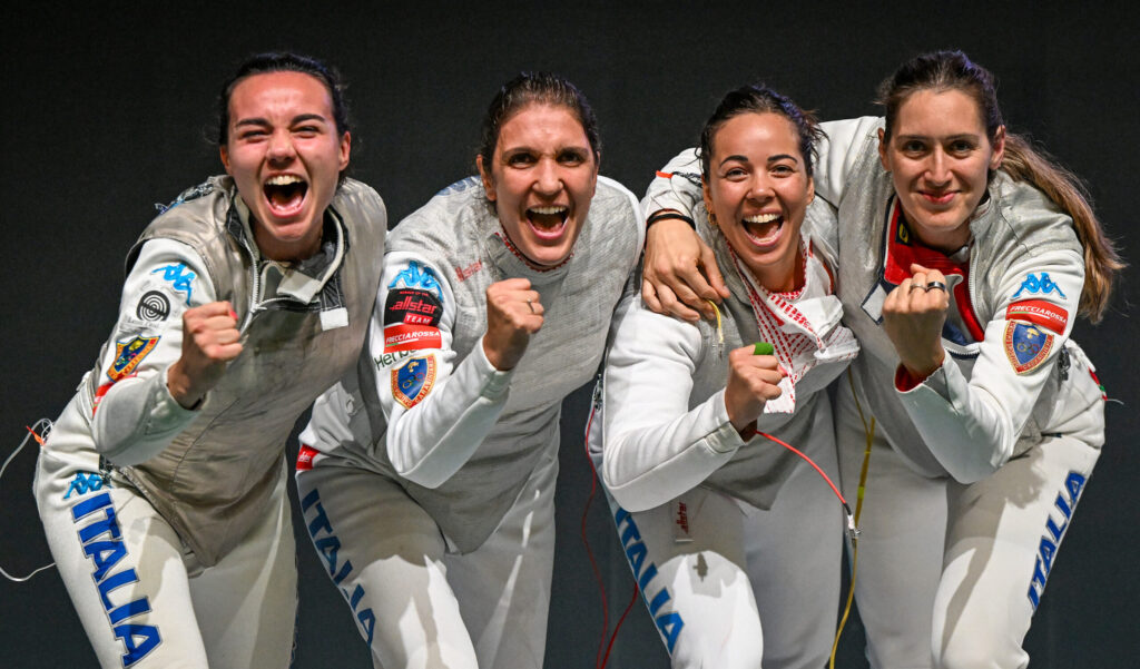 Italia oro nel Fioretto donne e argento nella Sciabola uomini