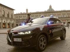 Bologna: mendicante tenta di rapinare un cittadino che gli ha fatto un’offerta