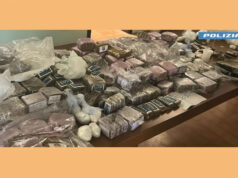 Rifornivano le piazze di spaccio di Reggio Emilia e Modena: la Polizia di Stato arresta tre soggetti e sequestra circa 70 chili di droga