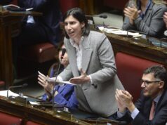 Schlein “Per non dire no a Trump Meloni danneggia gli interessi degli italiani”