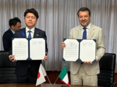 Salvini in Giappone firma accordo di cooperazione sui ponti