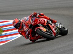 Marc Marquez vince la sprint di Brno, Bastianini sul podio