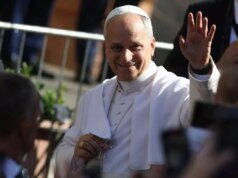 Papa “Promuovere la cultura della pace”