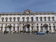 Fine vita, Consulta “Inammissibile farmaco somministrato da altri”