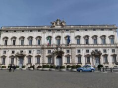 Consulta “Illegittimo tetto 240 mila euro l’anno per stipendi pubblici”