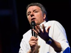 Dazi, Renzi “Caporetto per l’Ue, doveva trattare Draghi”