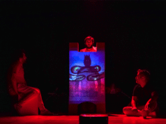 Dubbi, risate e poesia shakespeariana: a Sassuolo va in scena “Amletino” della compagnia KanterStrasse