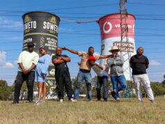 In Piazzale Re Astolfo a Carpi la travolgente energia della band sudafricana “Bantu Continued Uhuru Consciousness”