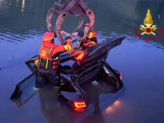 Auto nel lago al Cerreto, nessun ferito