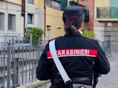 Gattatico: ai domiciliari sorpreso con droga e bilancino durante un controllo