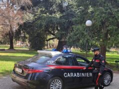 Reggio Emilia, aggredito al parco con spray urticante