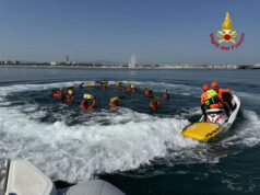 Concluso nelle acque di Rimini il corso per soccorritori acquatici dei Vigili del Fuoco