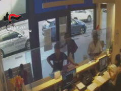 Bologna: straniero arrestato per il furto di un portafogli in piazza Belluno