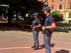 Traffico di sostanza stupefacente in piazza XX Settembre e Bolognina, due persone nella rete della Polizia di Stato
