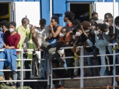 Immigrazione, a luglio arrivi via mare in calo