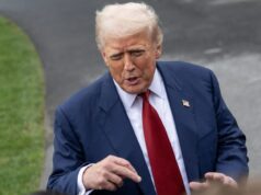 Ue conferma sospensione contro-dazi, ma Trump minaccia tariffe al 35%