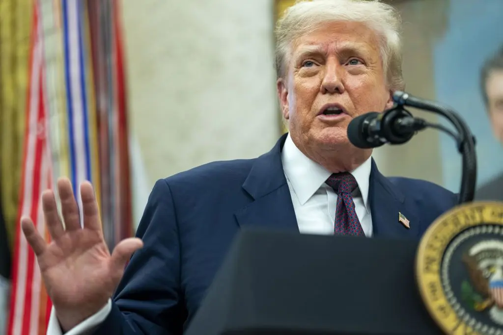 Scattano i dazi, Trump “Miliardi di dollari affluiranno negli Usa”