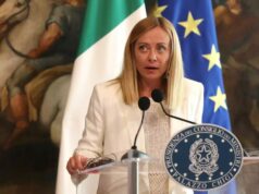 Meloni “La sinistra non ci batte in patria e così ricorre ai giudici”