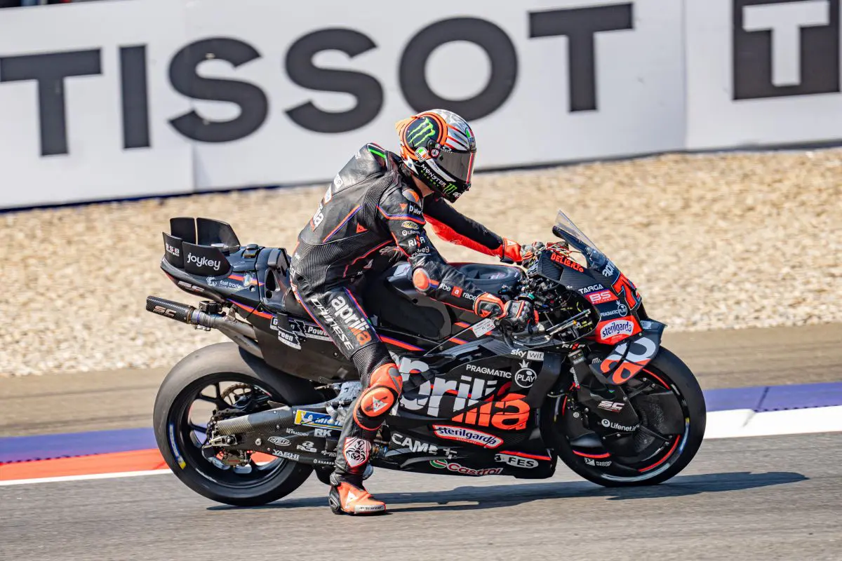 Bezzecchi in pole a Spielberg, Alex Marquez e Bagnaia in 1^ fila