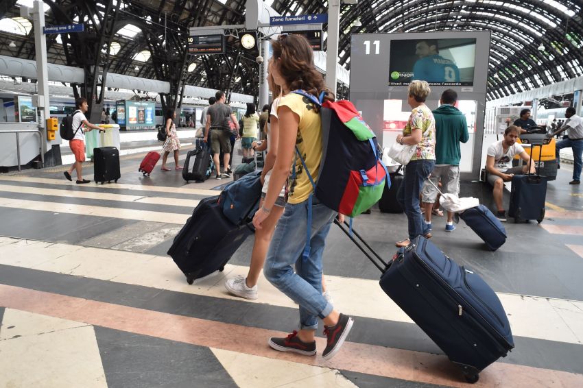 Ad agosto arrivi turisti italiani e stranieri in crescita