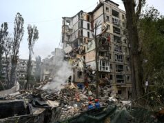 Nella notte altro raid russo su Kiev, Zelensky “Almeno 8 morti”