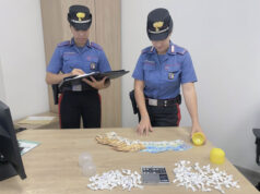 Operazione antidroga al Pilastro. 28enne arrestato dai carabinieri: in casa aveva 128 dosi di cocaina