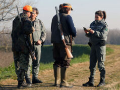 Controlli della Polizia provinciale sulla caccia: cittadino sanzionato per addestramento cani