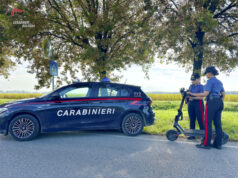 Molinella: in due sul monopattino senza casco, vengono arrestati per spaccio di stupefacenti
