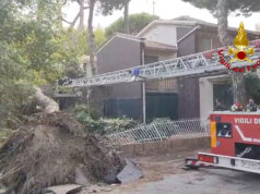 Forte temporale in Romagna, spiagge già tutte aperte e operative