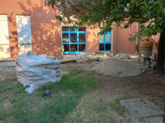 Ultime sistemazioni nelle scuole modenesi in vista della riapertura