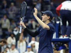 Debutto agevole per Sinner a Pechino, steso in 2 set Cilic