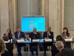 Intesa Sp, benefici sociali triplicati da finanziamenti al Terzo Settore