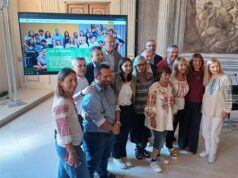 Gruppo di famiglie con ragazzi e bambini disabili provenienti da Kharkiv, Ucraina, in visita a Bologna