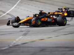 Piastri guida il venerdì di Singapore, Leclerc evita penalità