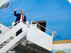 Trump accolto a Ben Gurion da Herzog e Netanyahu