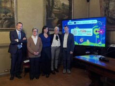 Adolescenti, Reggio Emilia promuove il benessere con “DesTEENazione, desideri in azione”