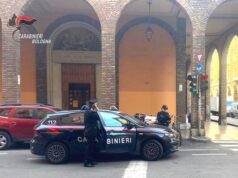 Due stranieri arrestati per spaccio di droga dai carabinieri di Bologna