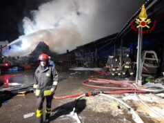 Incendio di un capannone industriale a San Dalmazio