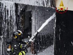 Incendio di un basso servizio a Novellara