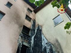 Incendio in una palazzina di via Galletta a San Lazzaro di Savena. Nessun ferito