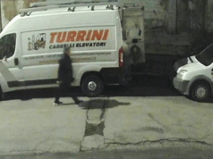 Sassuolo: razziato un furgone in via San Martino