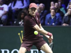 Sinner vince il 1000 di Parigi e torna numero 1 Atp